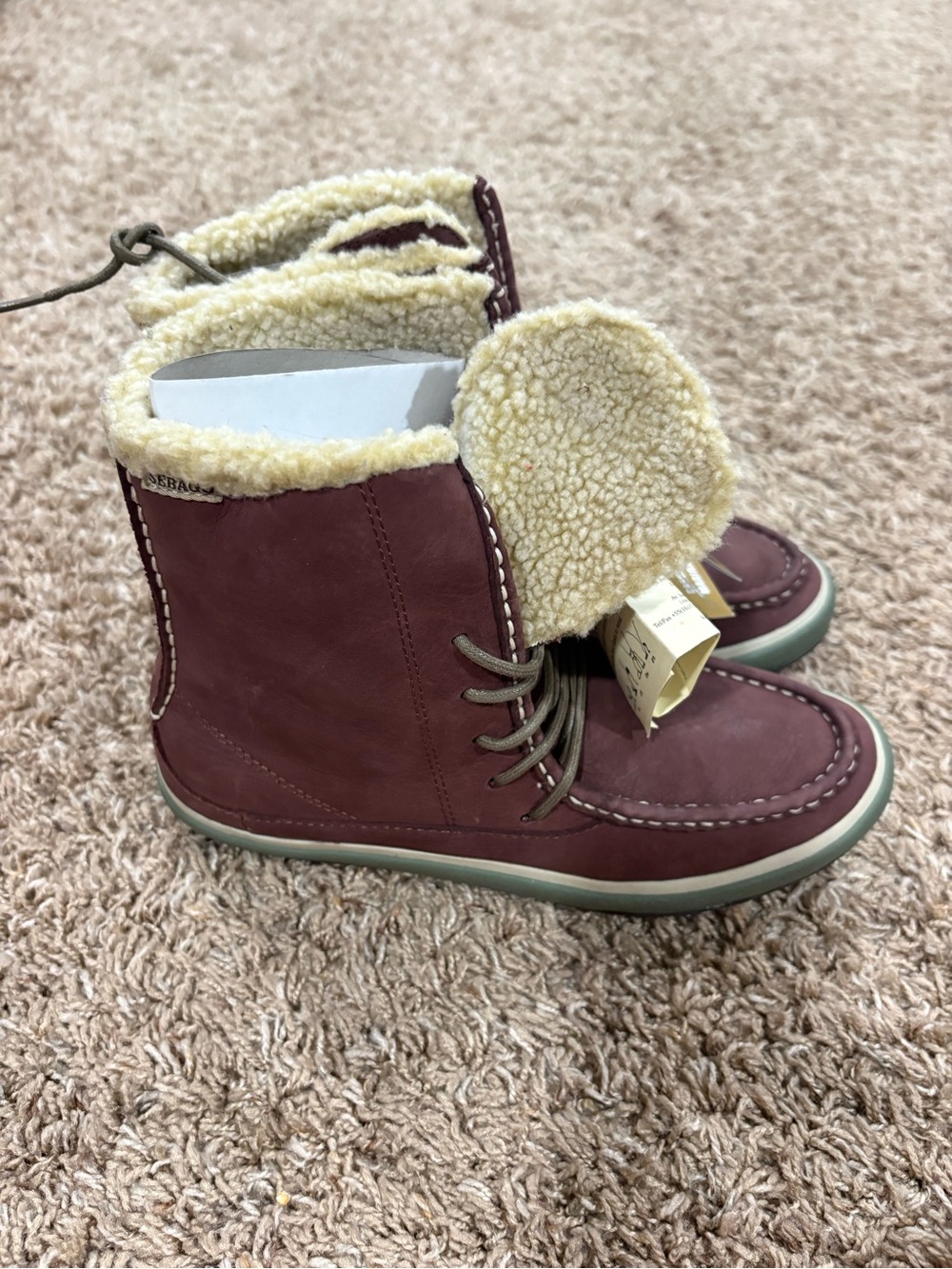 Sebago Snug Lace Cabernet Boots 8